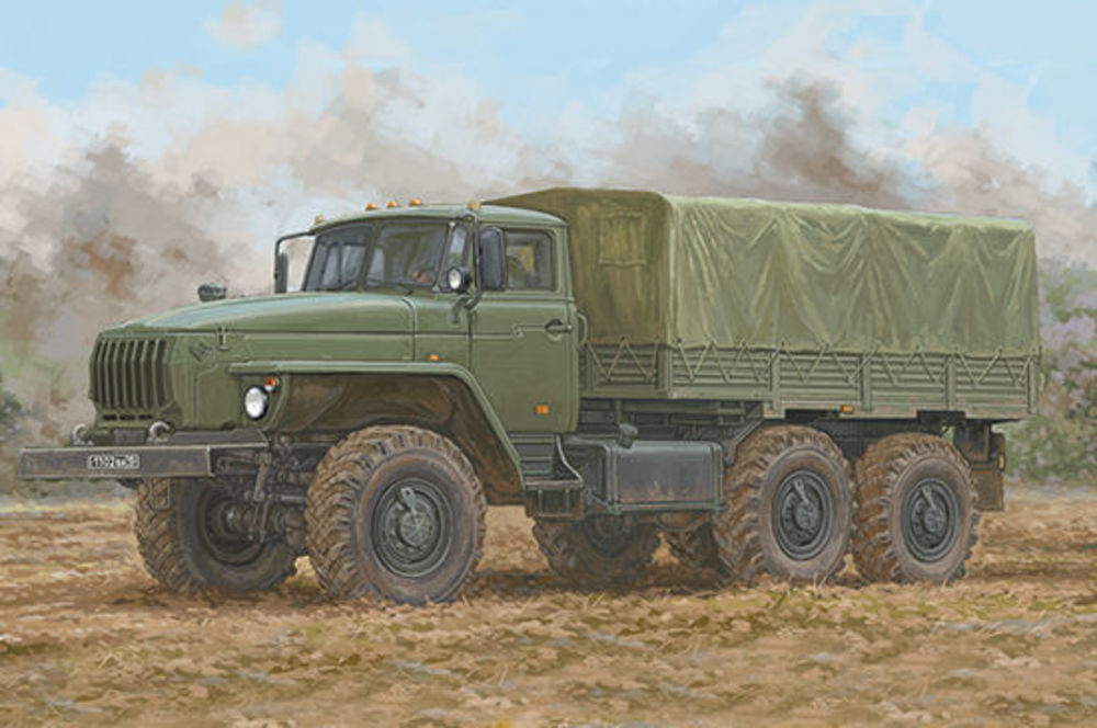 Trumpeter 01072 - 1:35 Russian URAL-4320 - New