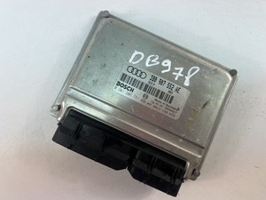AUDI A6 Avant 4B5, C5 Motorsteuergerät ECU 3B0907552AE 0261206781 27355390