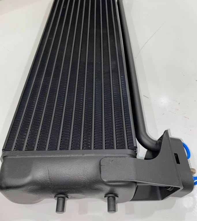 Hella Eng. Conjunto de enfriador de aceite - 8MO 376 756-711 / 17-22-2-282-499 - para BMW M5 y M6 Foto 3 de 4