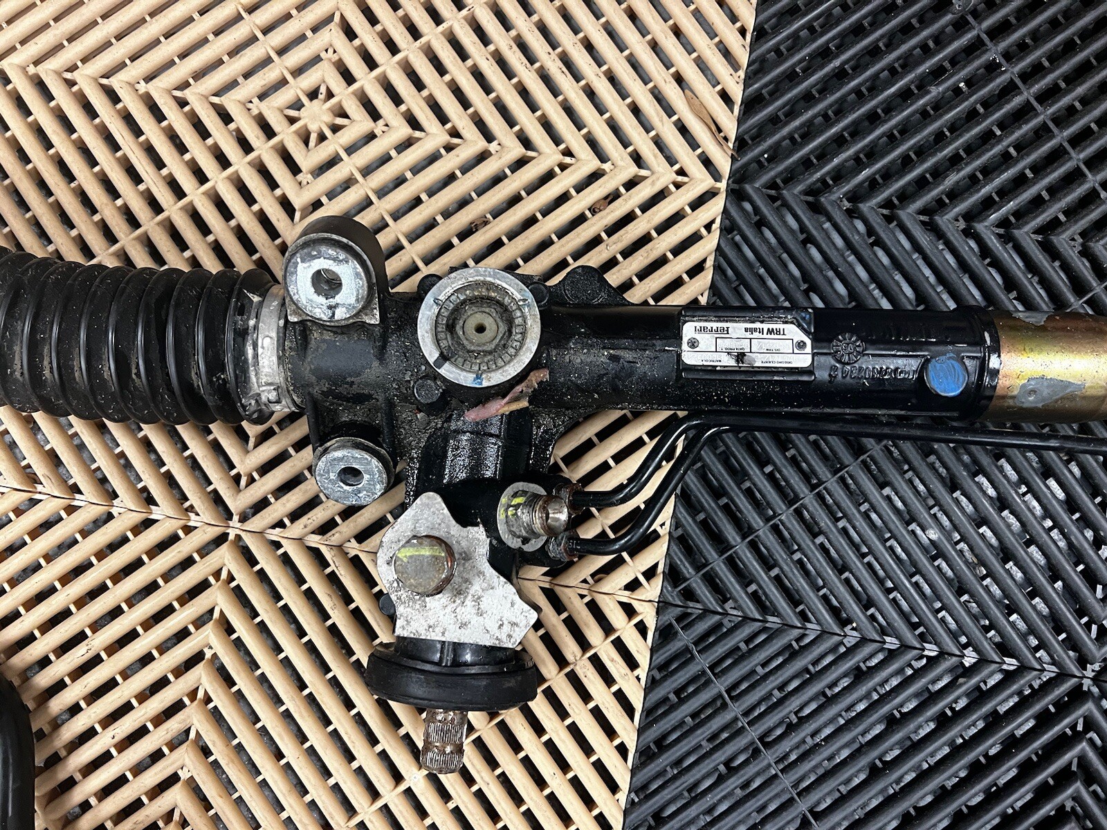 Ferrari F430, Front Steering Gear Rack And Pinion, 196171 Donor 2006 3500 Miles