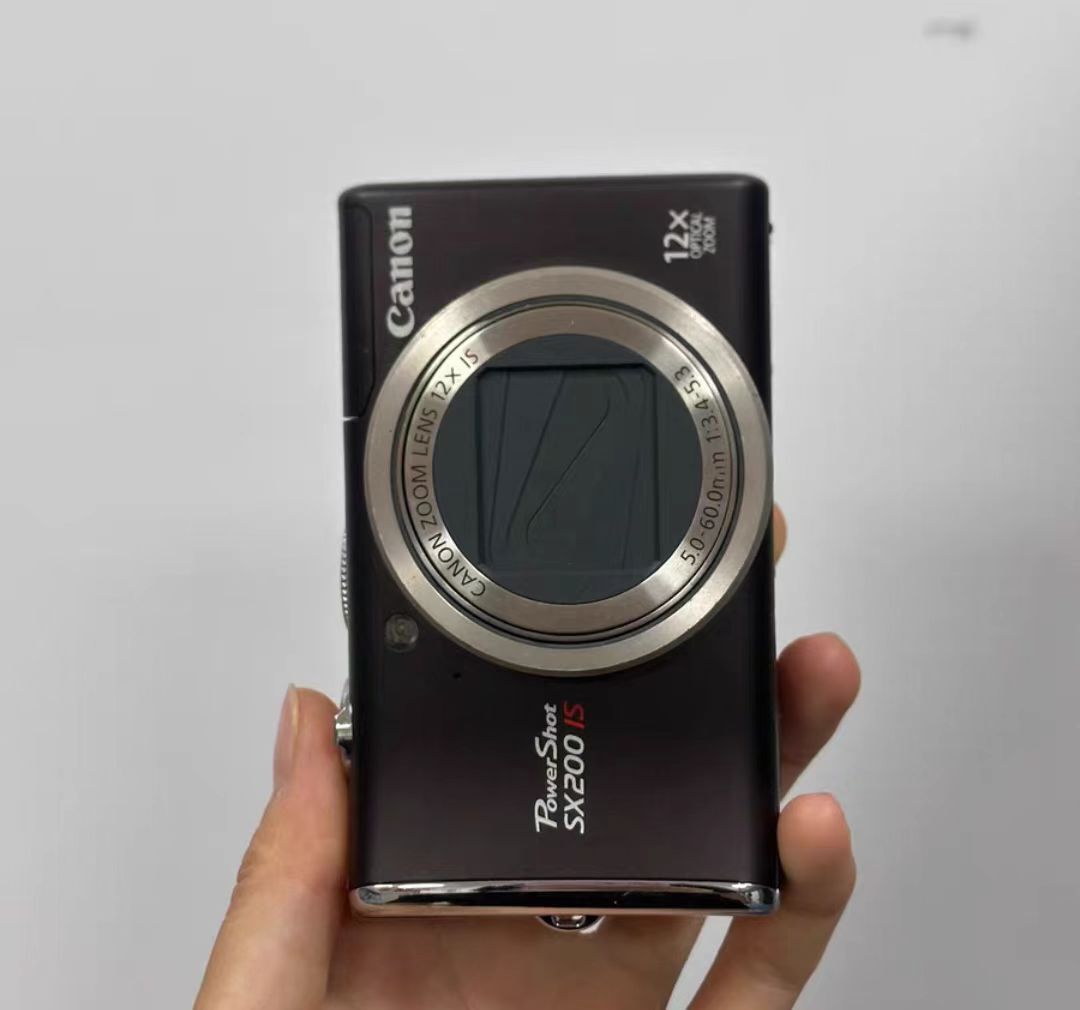 Canon PowerShot SX200 IS ブラウン 12倍ズーム Brown Canon PowerShot SX200 lS 12.1MP 12x Optical Zoom CCD