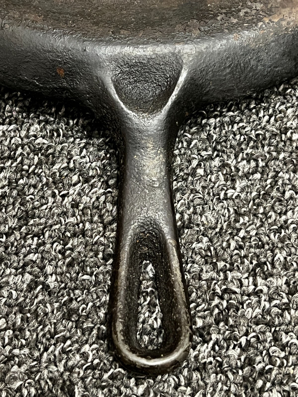 Wagner Ware 11" Cast Iron Skillet Griddle (Warped) Made In The USA