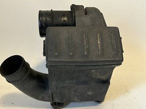 Renault Modus Clio 3 1,5DCI  Luftfilterkasten Gehäuse Luftfilter / 8200309636