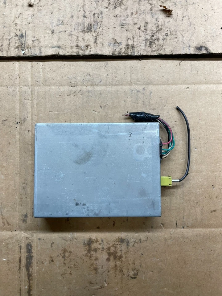 Chevrolet Tahoe GMC Yukon 2009-2012 módulo de control por satélite de radio R9170 DG Foto 3 de 4