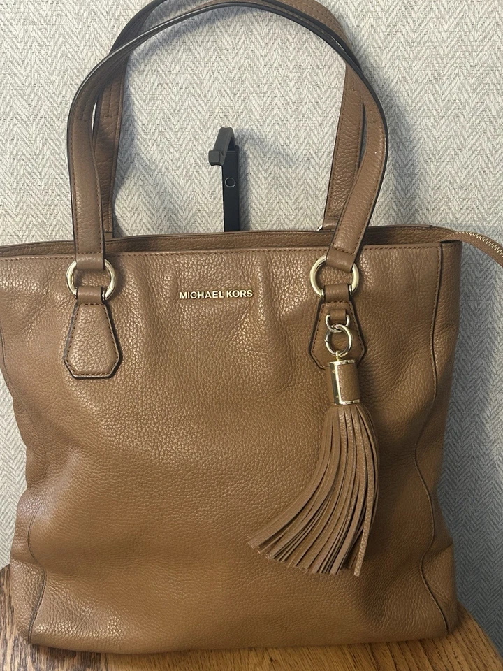 Michael Kors Jet Set, photo 2 of 5
