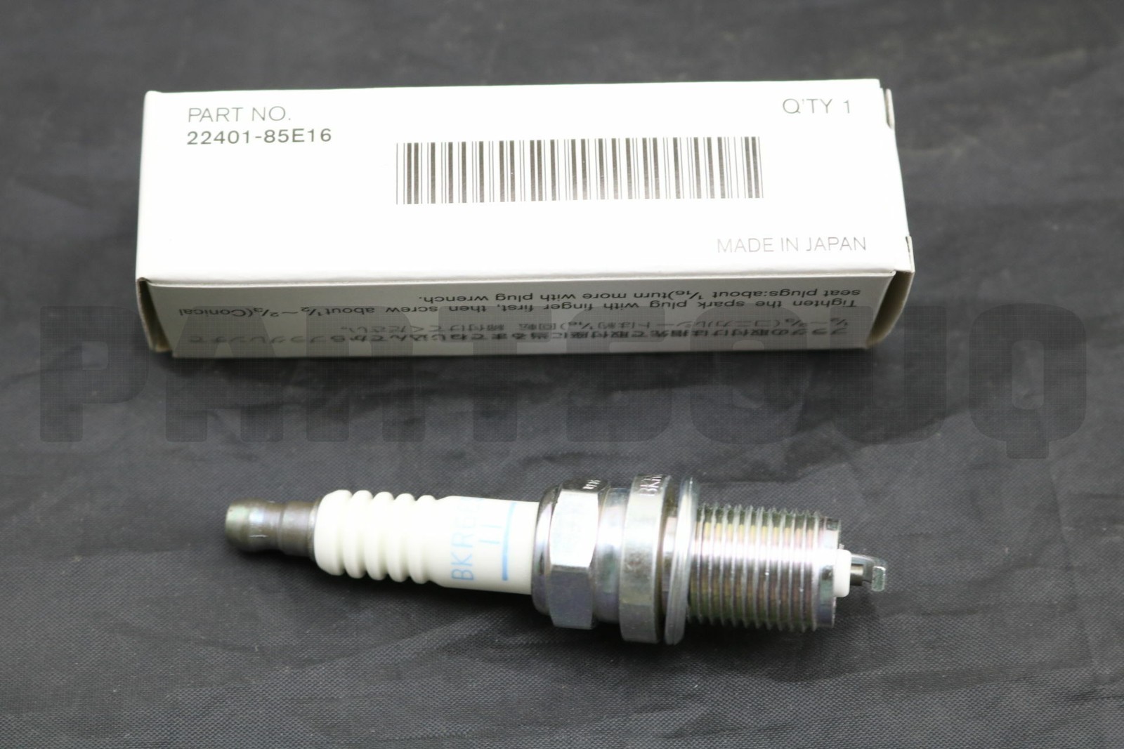 2240185E16 Genuine Nissan PLUG-SPARK 22401-85E16