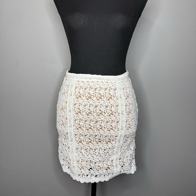 Kendall & Kylie White Lace Mini Skirt