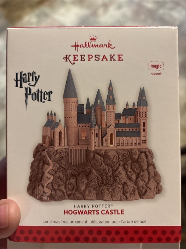 New 2013 Hallmark Harry Potter Hogwarts Castle Magic Sound Light Ornament