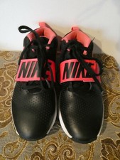 Nike Team Hustle Youth Girls Black Pink Sneakers Shoes 881941-002 Size 7Y