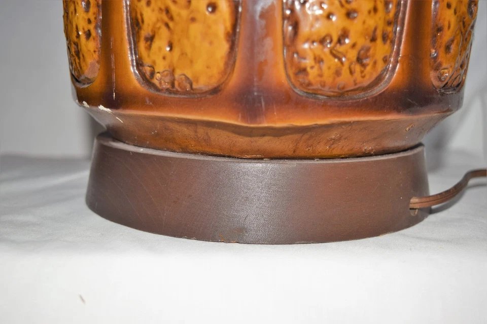 MID CENTURY MODERN POTTERY CERAMIC DRIP GLAZE LAVA LAMP - Image 3 of 4