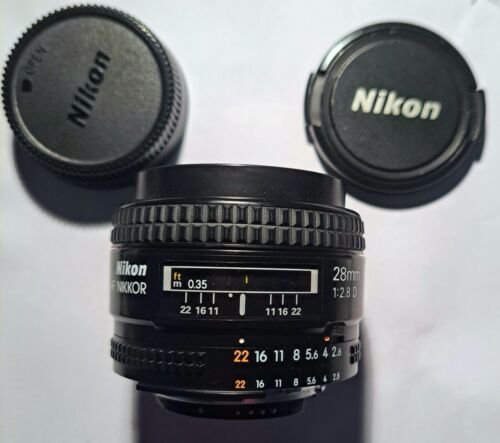 Nikon 28 mm f/1.8D obiettivo autofocus Nikkor formato FF e APS-C - Foto 1 di 3