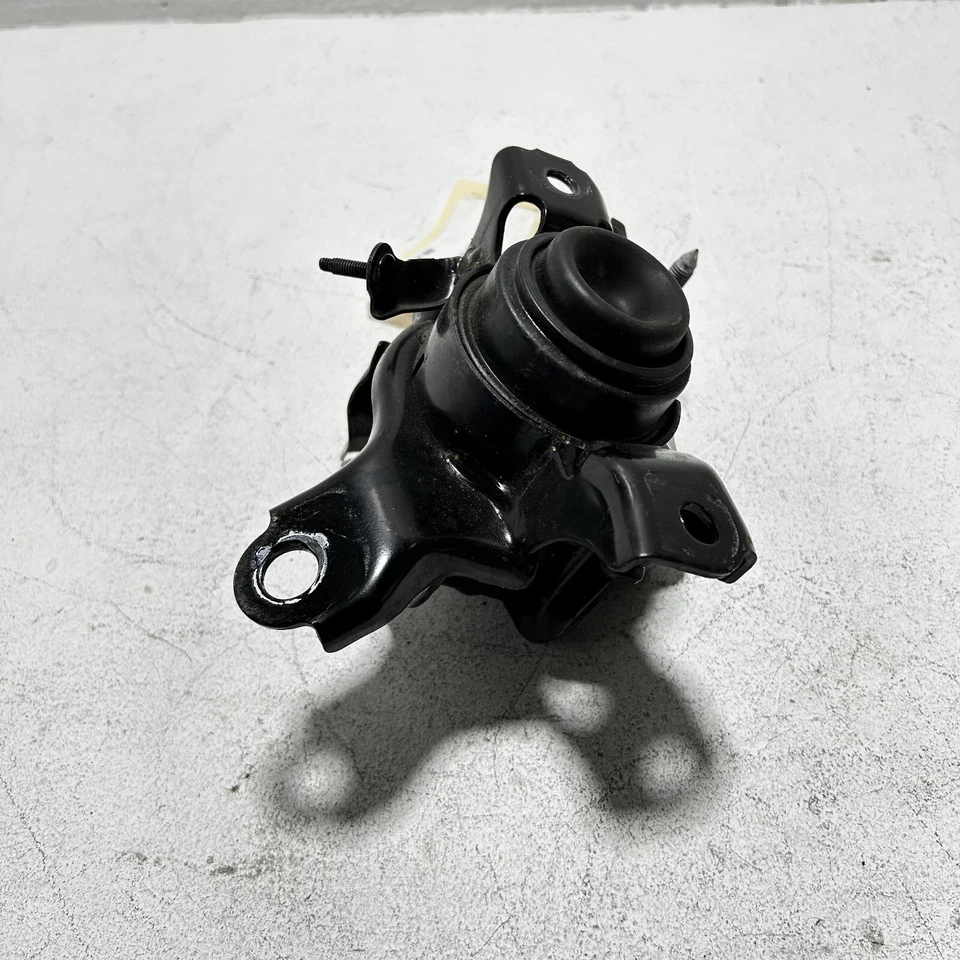 Soporte de montaje lateral para pasajero motor Toyota Camry 2,5 L 18-2024 OEM Foto 3 de 4