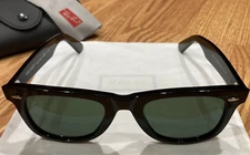 Ray-Ban RB2140 Black Wayfarer Green Lens Polarized 50mm Sunglasses - Perfect