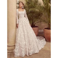 Custom Elegant Lace Appliques Wedding Dress for Women Bride Full Sleeves Square