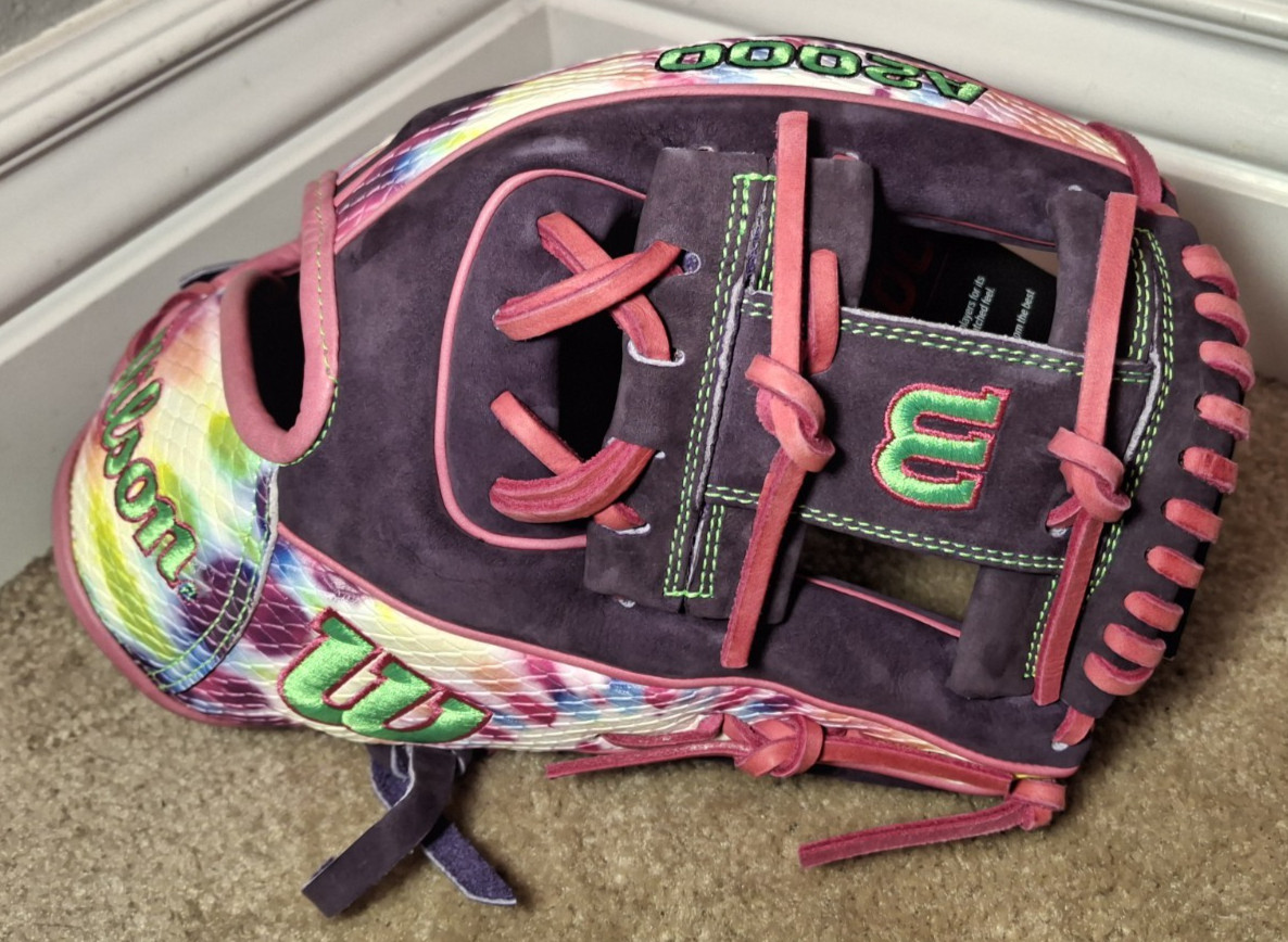 WILSON A2000 11.5" 1786 INFIELD BASEBALL GLOVE, NWT, RHT, TI