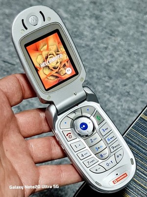 Motorola V550 Classic (Vodafone) Flip Mobile Phone Excellent