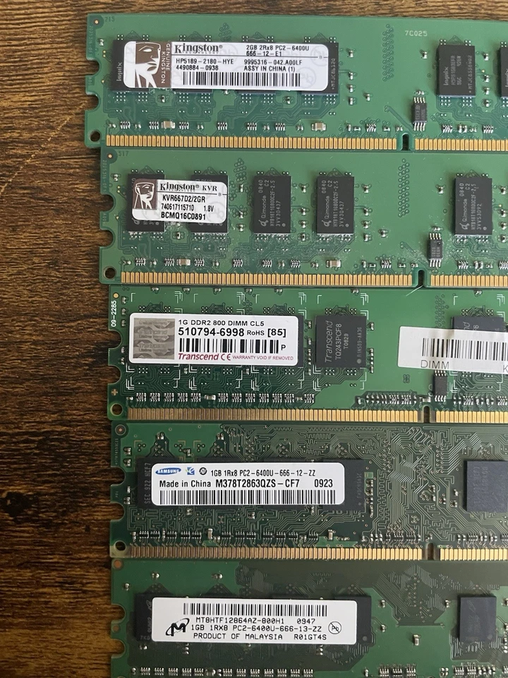 Mixed Lot Of Memory Ram Mixed Brand 2x2gb 3x1gb - Image 2 of 3