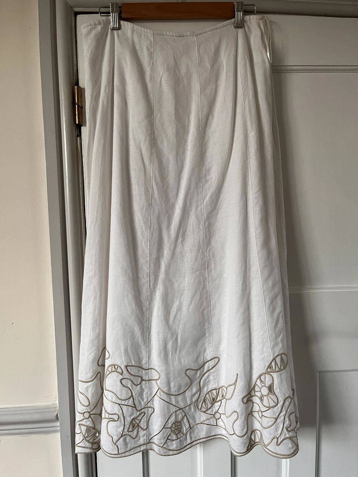 size 12R Per Una white fully lined linen maxi skirt with gold embroidery detail.
