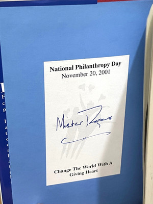 The Giving Box SIGNED by Mr Rogers on Rare 2001 Bookplate W/ JSA LOA Letter