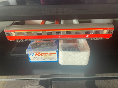Roco Spur H0 44665 Personenwagen 1. Klasse der ÖBB   NEU + OVP | Zustand: Neu