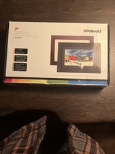 Polaroid XSA-00751A 7" Digital Picture Frame. Unused
