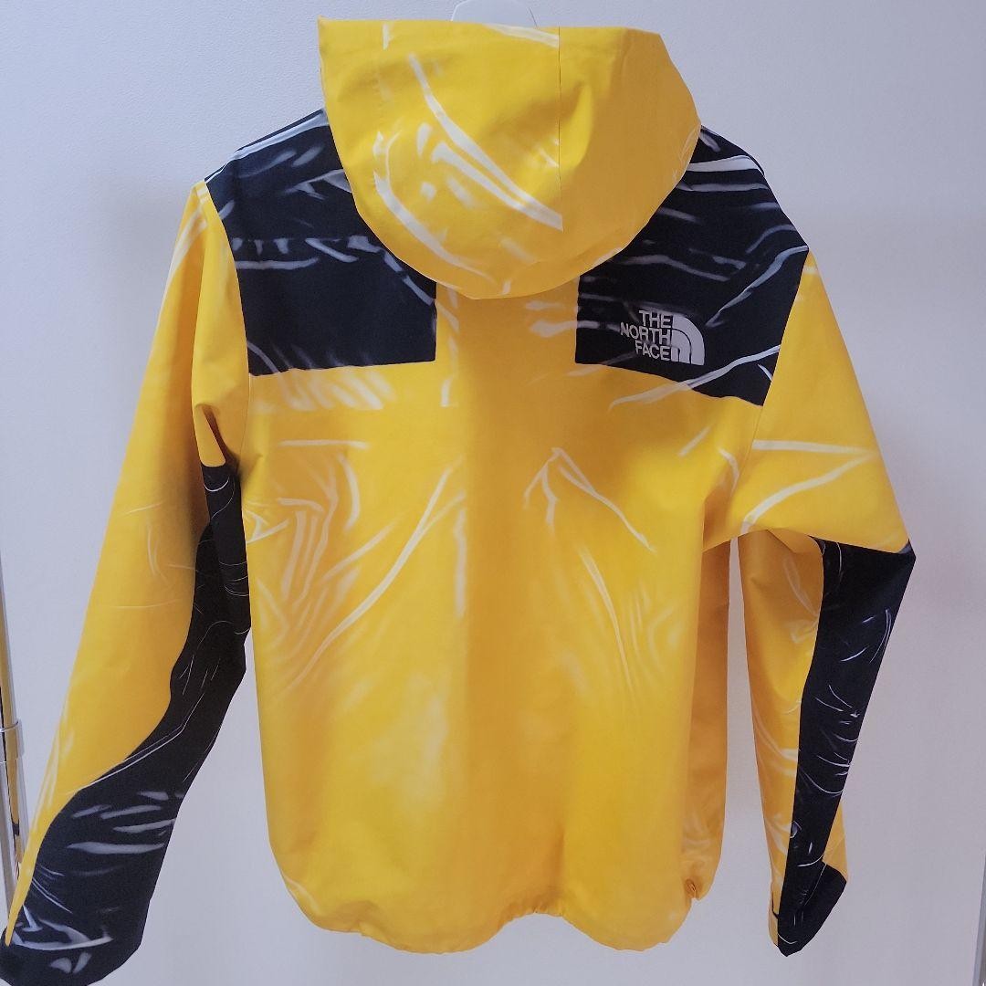 Supreme x The North Face Trompe Loeil Shell Jacket Yellow M Supreme x The North Face Trompe Loeil Shell Jacket Yellow M