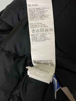 CANADA GOOSE Arctic Program Black Hooded Goose Down Full Zip Parka