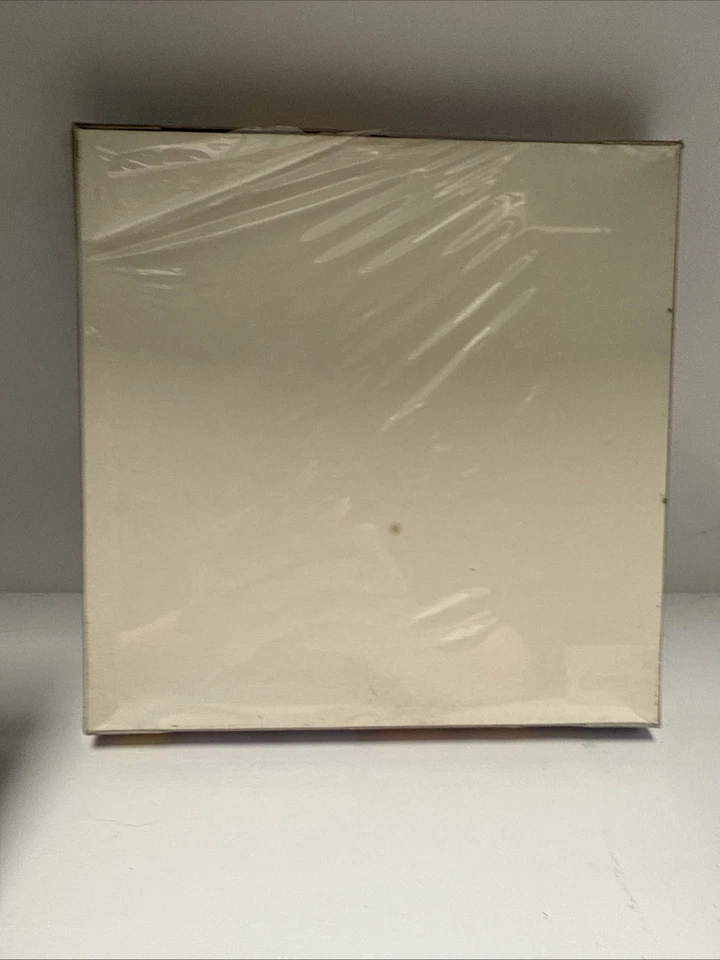 Bat Man Jigsaw Puzzle Vintage 1977 Hong Kong - image 2 of 4