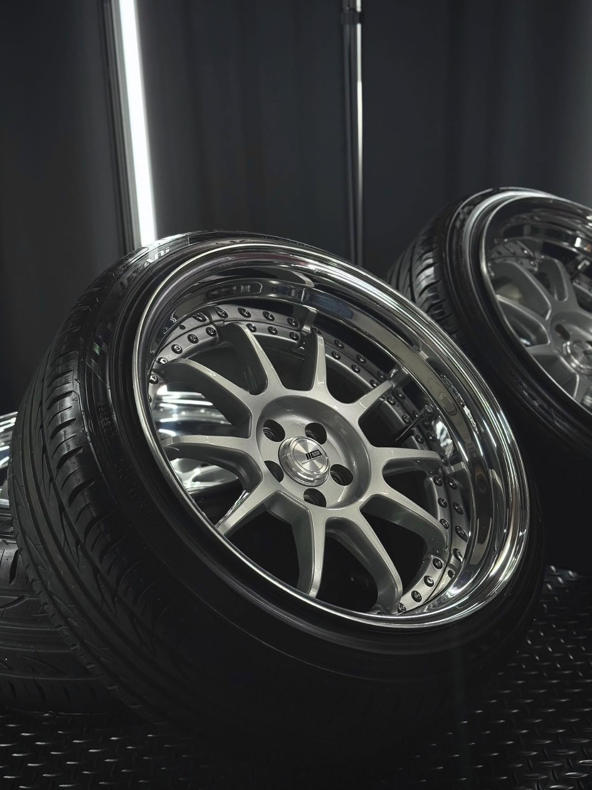 SSR PROFESSOR SP3 5X100 | 18X9.5 +0 (SQUARED) | BRIGHT SILVER