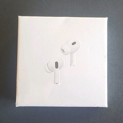 Apple AirPods Pro 2nd Gen Wireless Earbuds White MagSafe USB-C