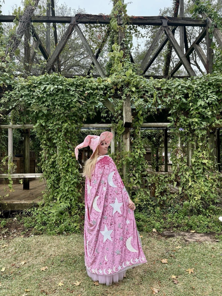 Capa + Sombrero Mago Luna y Estrellas Rosa - Ropa/Disfraz Ren Faire Adulto Foto 2 de 4