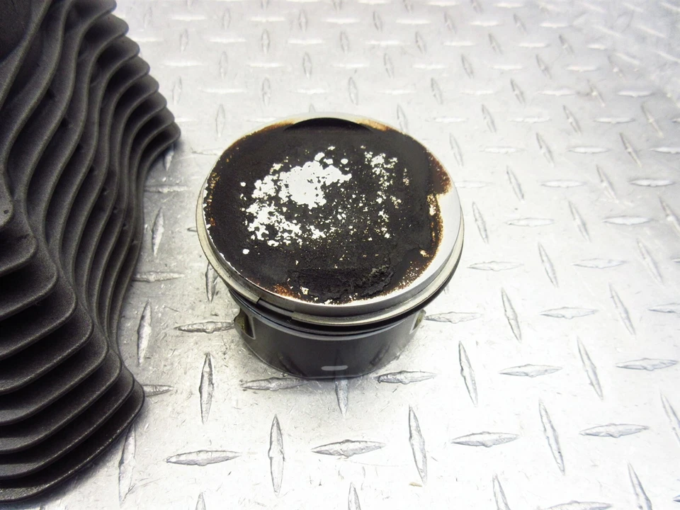 Harley-Davidson Nightster 2009 07-12 XL1200N cilindro trasero barril jarra pistón Foto 3 de 4