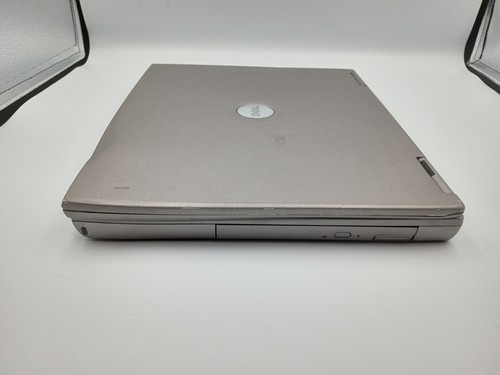 Dell Latitude D600 14" Laptop Intel Pentium 1GB RAM 30GB HDD WinXP *READ* -RR - Picture 7 of 8