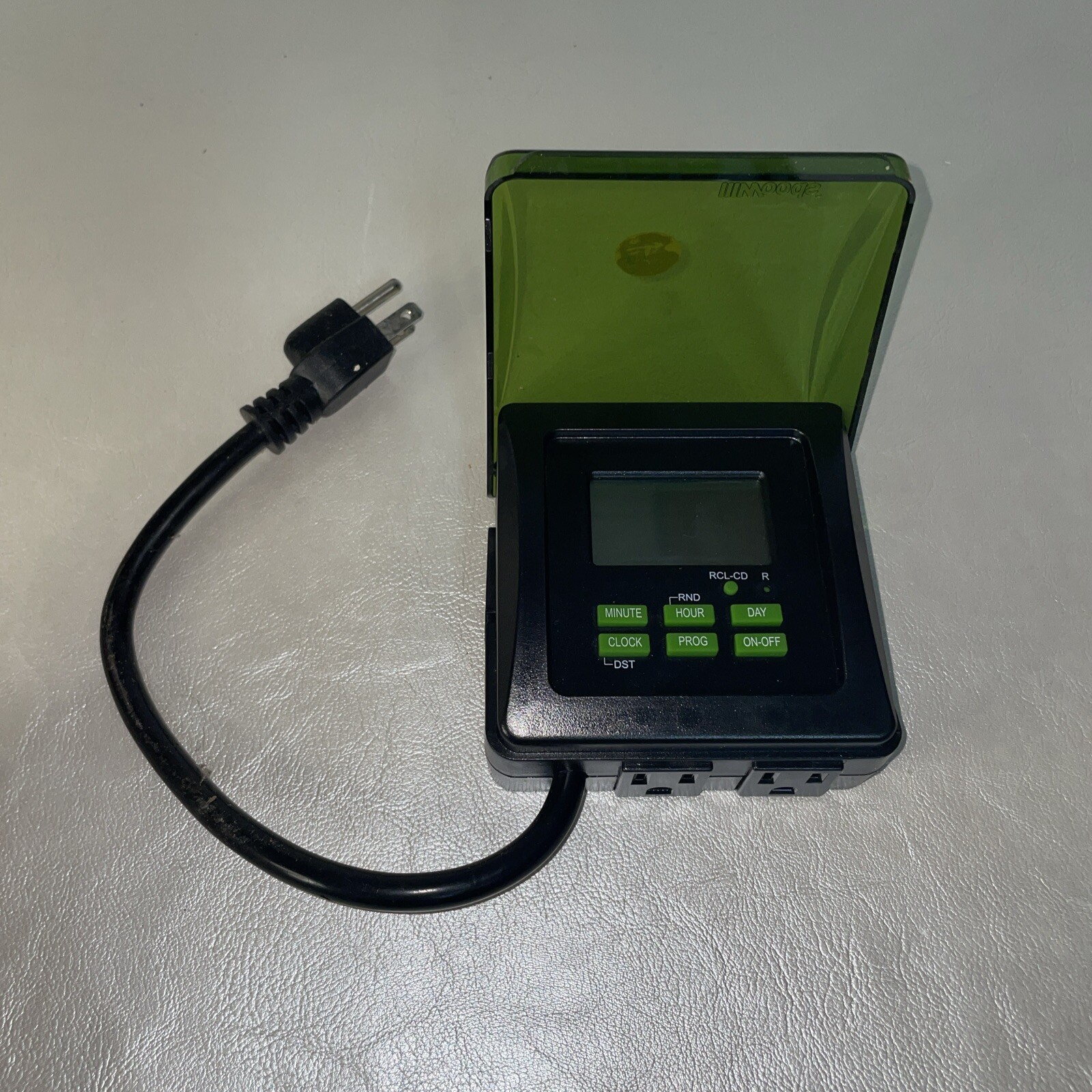 Woods 50015 Outdoor 7day Heavy Duty Digital Plugin Timer 2 Grounded