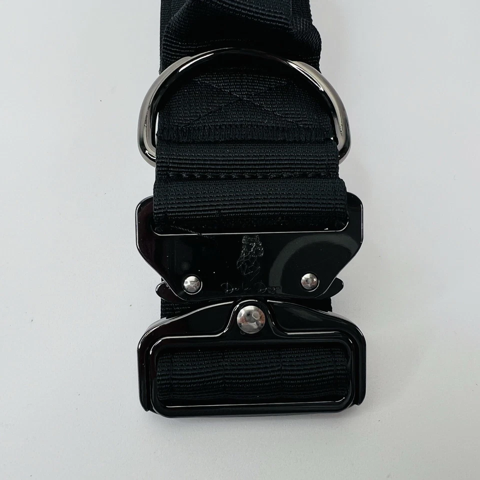 Collar táctico para perro De La Dogo E-Covered Defense talla M (17" - 23") carbón Foto 3 de 4