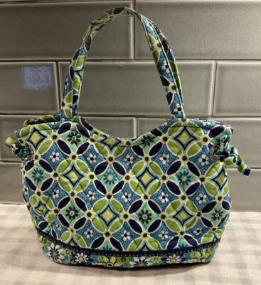 ? Vera Bradley rare 2004 apple green blue & white daisy floral design bag Vera Bradley Large Tote Bag Daisy Pattern Green Blue Floral  main image 2