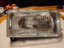 Nos 1998-1999 Isuzu Rodeo Amigo Honda Passport Right Passenger Headlight Oem