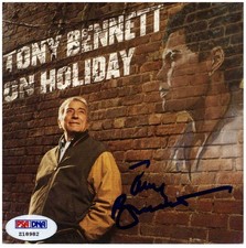 Tony Bennett Signed On Holiday Cd Cover PSA