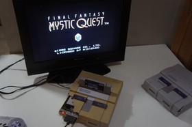 Lot of 3 Super Nintendo SNES Consoles and 1 Nintendo N64 Console  (Parts/Repair)