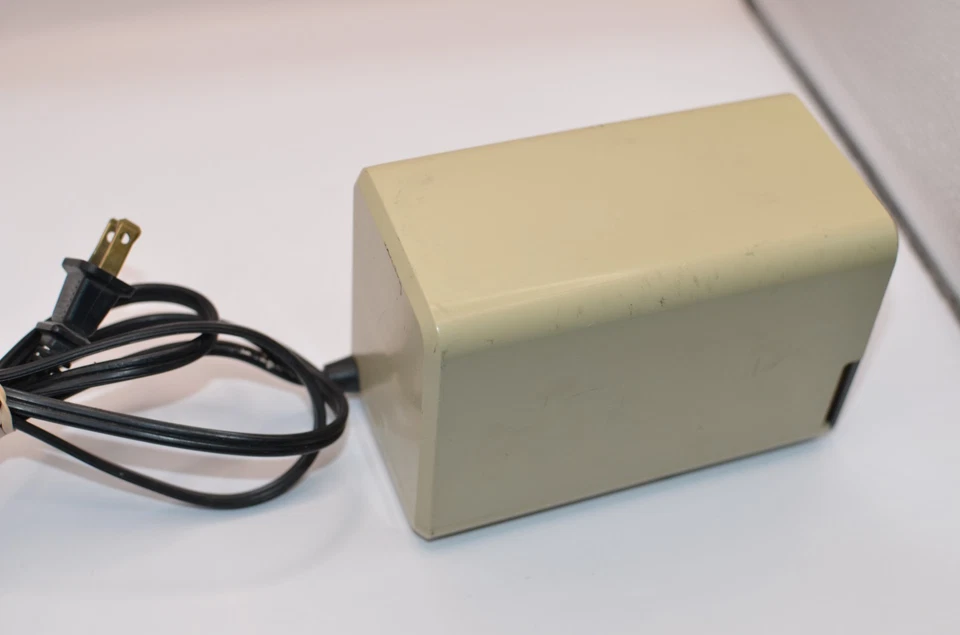 Sacapuntas Eléctrico Boston Vintage Modelo 18 296A EE. UU. Probado Funciona Foto 3 de 4