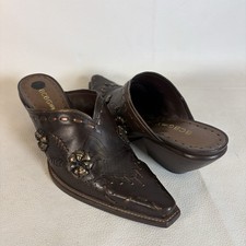 BCBGirls Y2K Vintage Leather Heeled Mules with Floral Accents - size 36 US 6