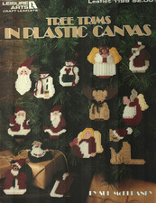 TREE TRIMS 14 FESTIVE CHISTMAS ORNAMENTS PLASTIC CANVAS PATTERN LEAFLET