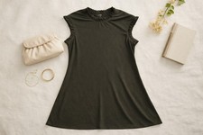 Nicole Miller New York XL Olive Ruffle Neck Tunic Blouse Made in USA