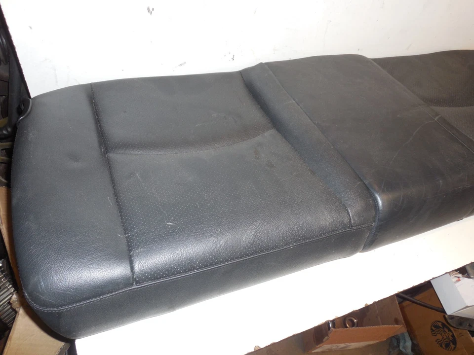 03' - 05' Mercedes Benz C230 W203 C320 Cupé Asiento Trasero Parte Inferior (2 Piezas) Foto 2 de 4