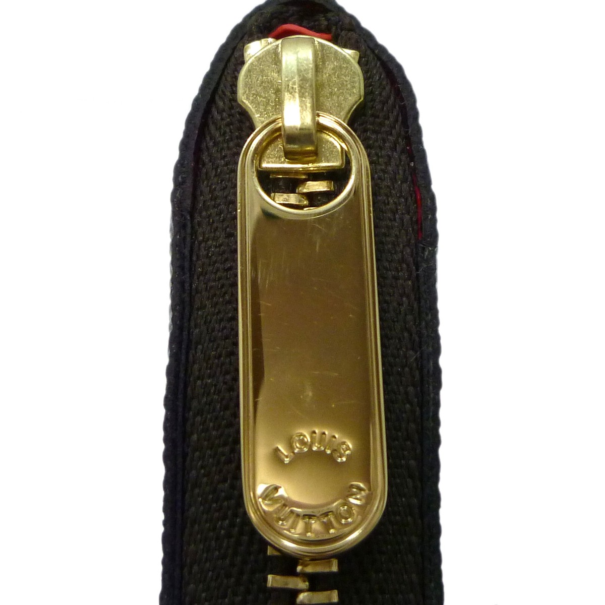 Authentic LOUIS VUITTON Zippy Coin Purse Vivienne Japan Authentic LOUIS VUITTON Zippy Coin Purse Vivienne Japan