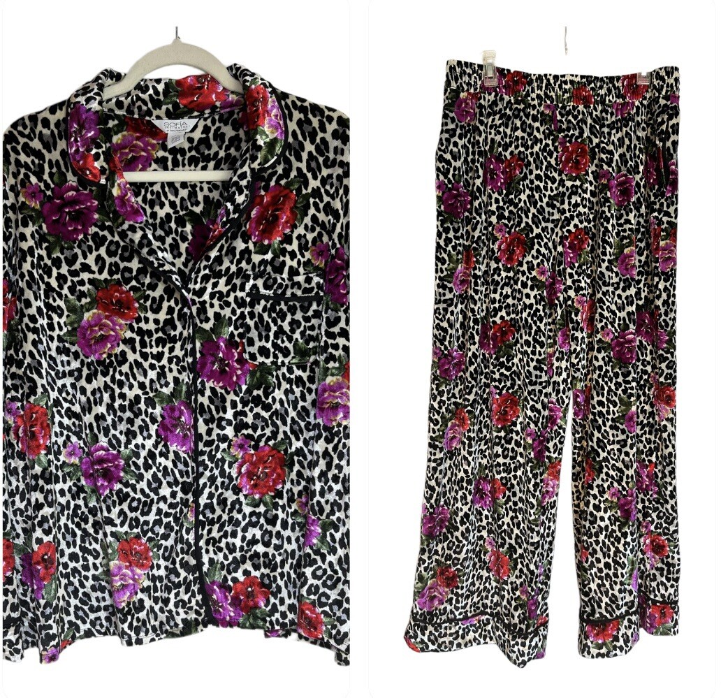 Sofia Intimates By Sofia Vergara Leopard Floral V… - image 1