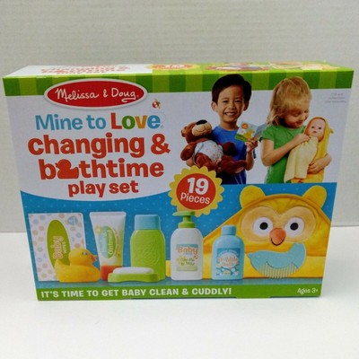 melissa and doug changing and bath time playset
