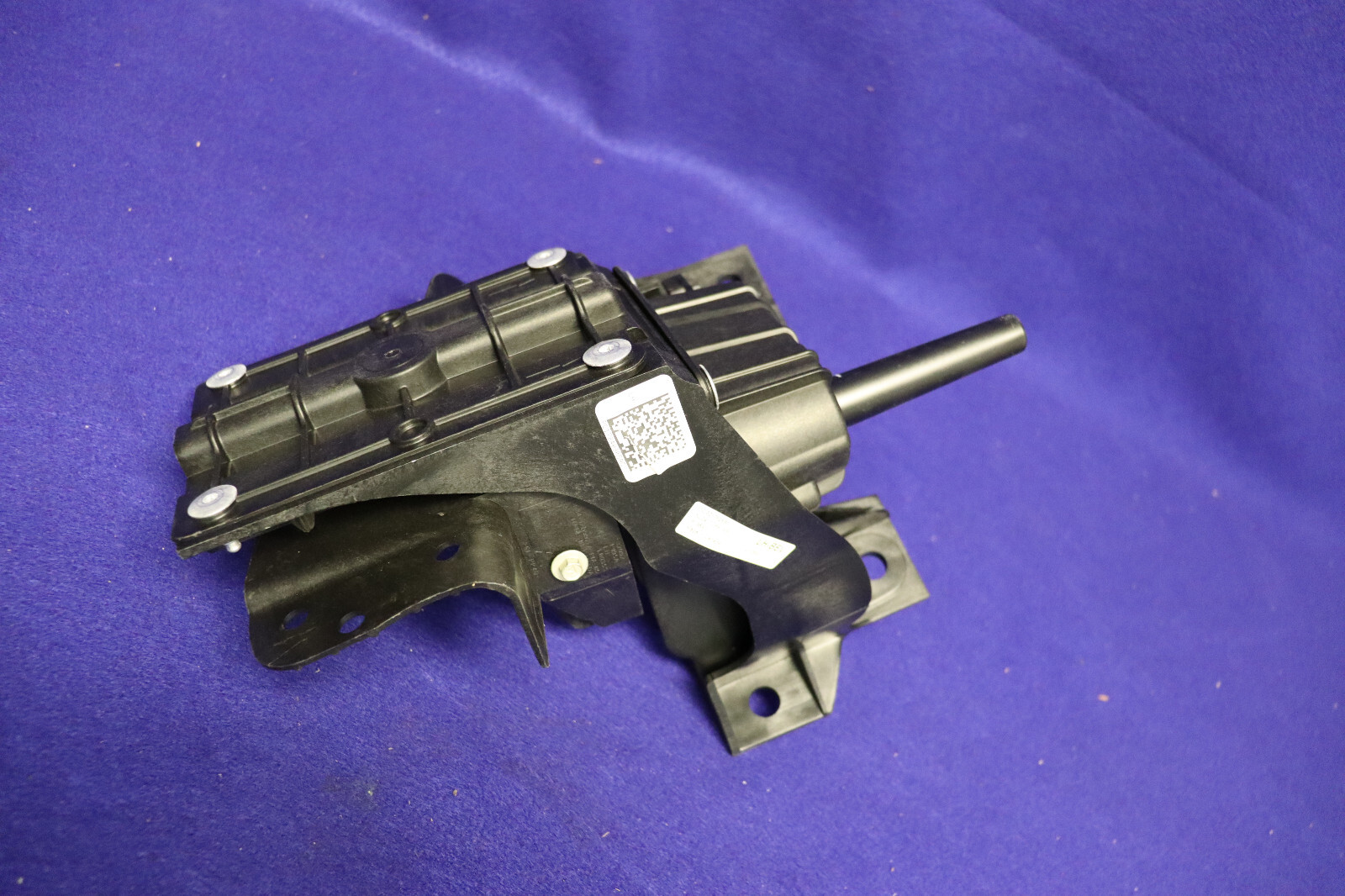 NEW 21-24 Ford F150 LH Lower Bumper Valance Bracket Assm.  NL3Z-17626-H AKF1124