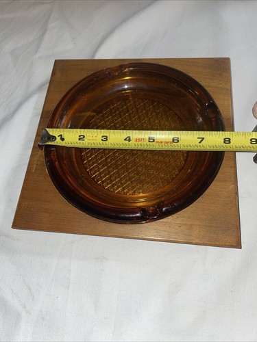 Dacatur 8" Amber glass Ash Tray On Walnut Base - Picture 5 of 5