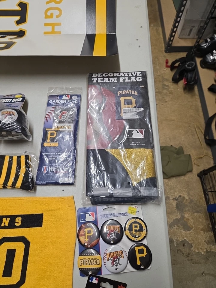 Lot Of P Pittsburgh Pirates Flags Tiwel Dice Pins Socks Beach Ball Window Sheild - Image 4 of 4